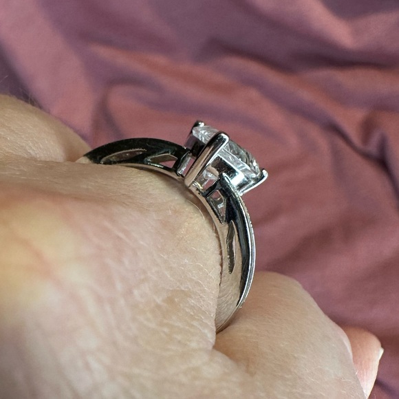 Heart shaped cubic zirconia set in sterling, silver with channel cz’s - Picture 5 of 9